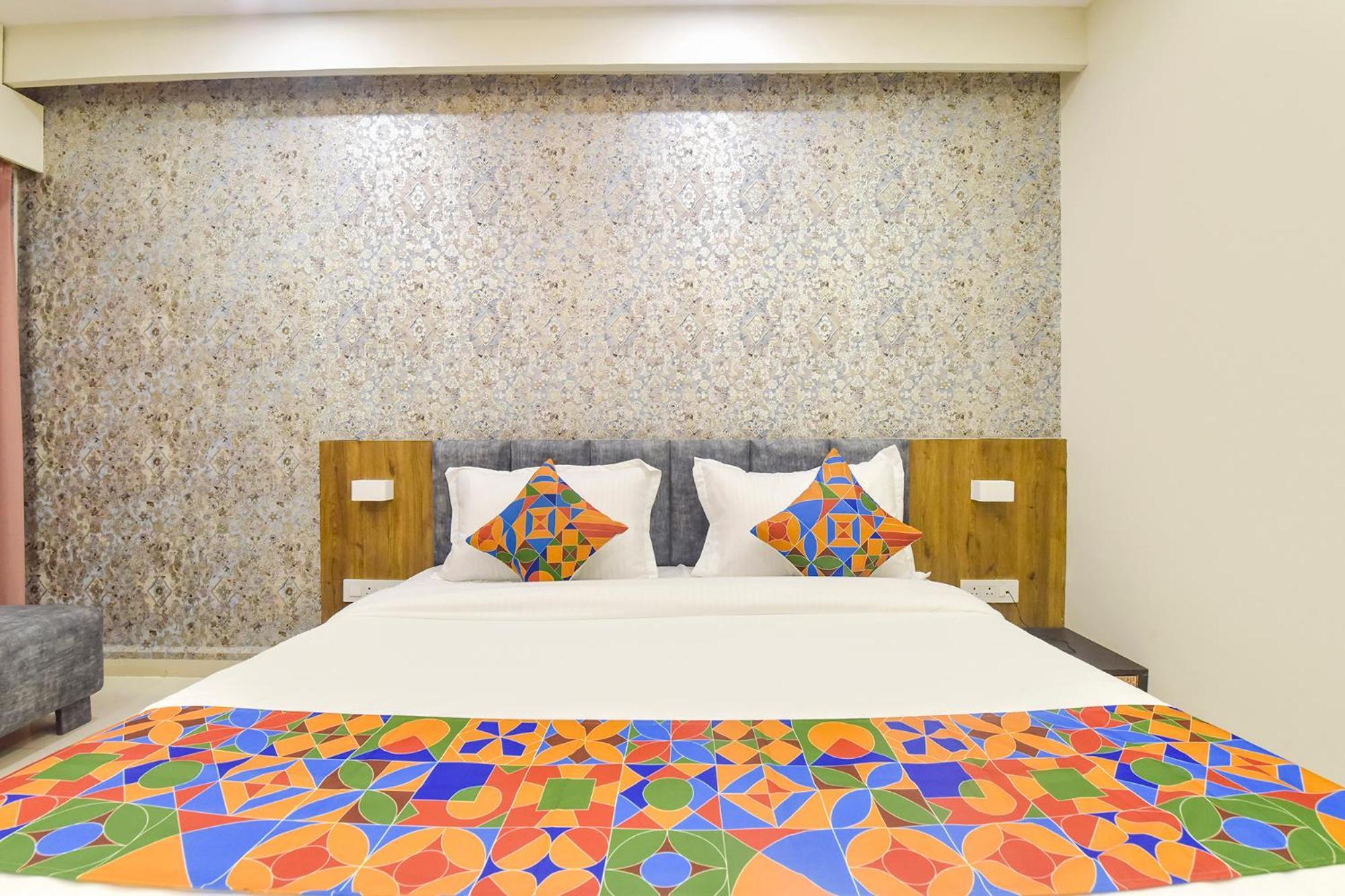 Fabhotel The Max Glory Indore Bagian luar foto
