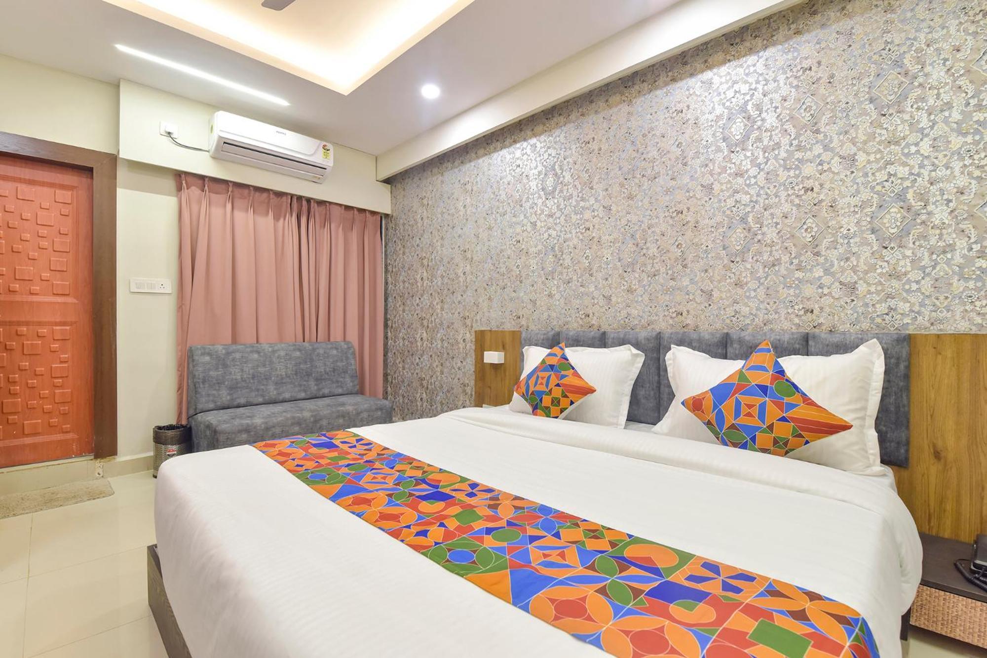 Fabhotel The Max Glory Indore Bagian luar foto