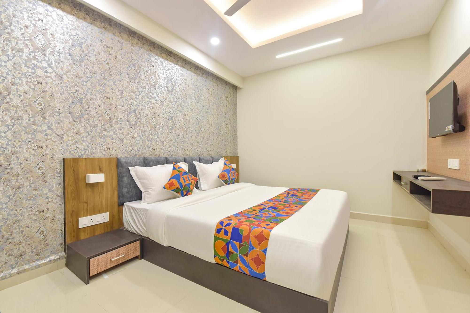 Fabhotel The Max Glory Indore Bagian luar foto